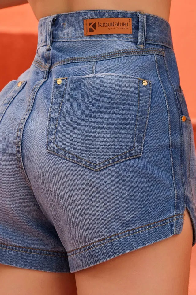 Short jeans