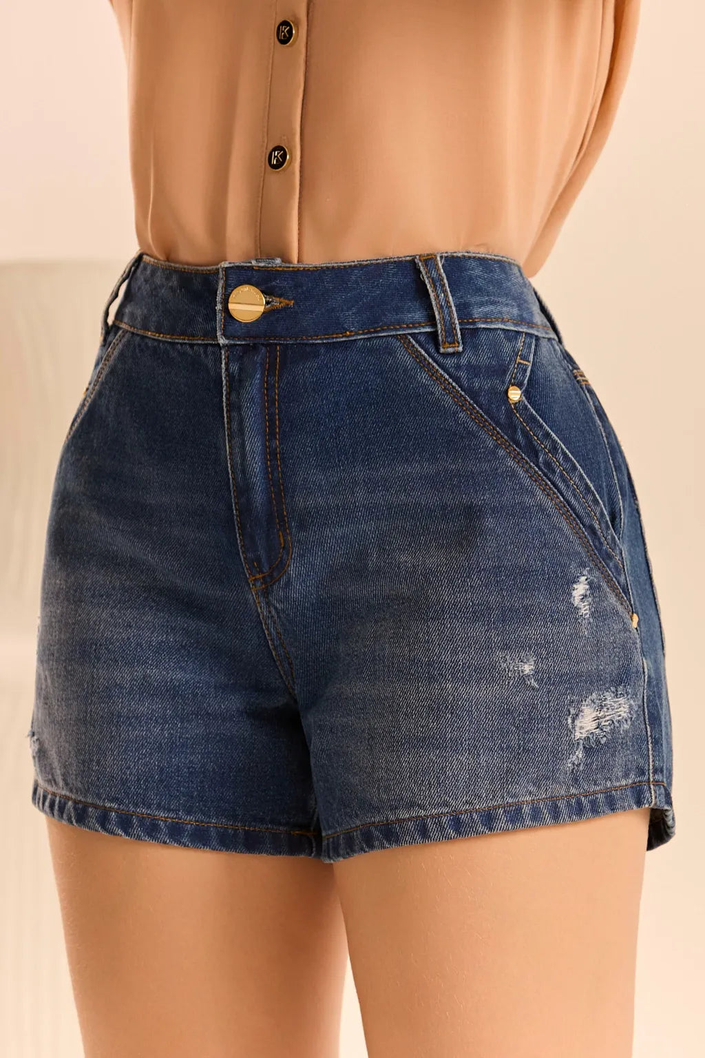 Short jeans